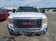 ✅ 2015 GMC Sierra 3500HD SLT • VIN: 1GT423C80FF172338 • Лот: 71542434. Опубликован ранее на Copart с пробегом 242 924 миль. Бесплатный доступ к архиву аукционных продаж из США и подробный отчёт об истории автомобиля на DreamBid. Изображение 5.