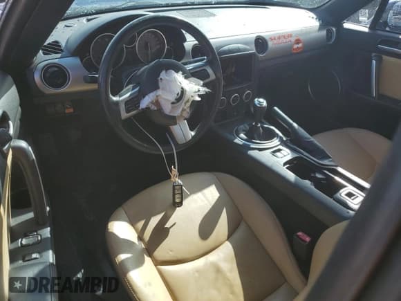 ✅ 2009 Mazda MX-5 Miata Touring • VIN: JM1NC25F090203358 • Lot: 49343475. Listed on Copart with 205,477 mi. Free auction sales archive from the USA and detailed vehicle history report at DreamBid. Image 8.