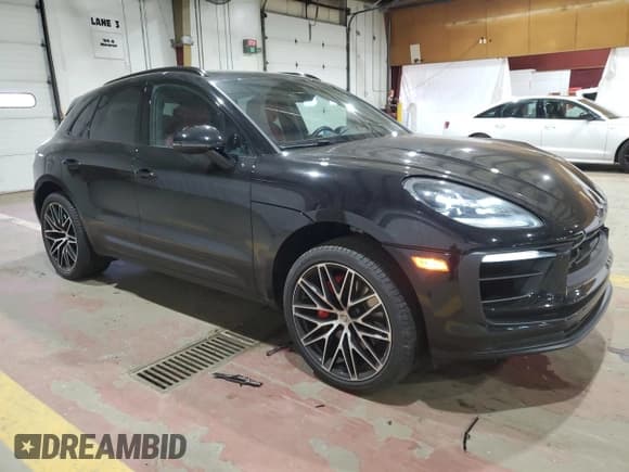 ✅ 2024 Porsche Macan S • VIN: WP1AG2A52RLB39370 • Lot: 58408085. Wystawiony na Copart z przebiegiem 7 889 mil. Bezpłatny archiwum sprzedaży aukcyjnych z USA i szczegółowy raport historii pojazdu na DreamBid. Zdjęcie 4.