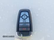 ✅ 2025 Ford Explorer ST • VIN: 1FMWK8GC0SGC68202 • Lot: 43128732. Wystawiony na IAAI z przebiegiem Nie podano. Bezpłatny archiwum sprzedaży aukcyjnych z USA i szczegółowy raport historii pojazdu na DreamBid. Zdjęcie 11.