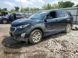 2020 Chevrolet Equinox LT z VIN 2GNAXKEV9L6108751, wystawiony jako Copart lot #68470475 z przebiegiem 56 988 mil mil oraz Szkoda całkowita • Salvage title. Historia ofert i sprzedaży dostępna na DreamBid. Obrazek 1.