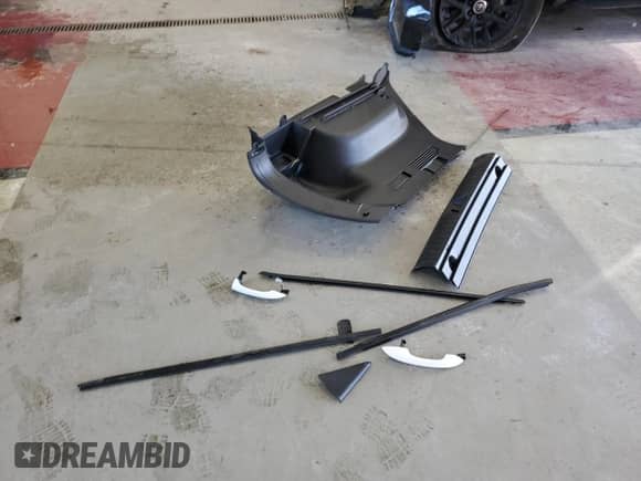 2023 Hyundai Tucson SEL с VIN 5NMJFCAE8PH251115, выставлен на аукционе Copart как лот 85165615 с пробегом 30 670 миль миль и Списание • Salvage title. История ставок и продаж доступна на DreamBid. Изображение 13.