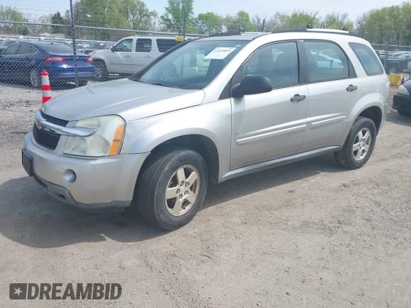 ✅ 2008 Chevrolet Equinox LS • VIN: 2CNDL23F086076918 • Лот: 42125832. Опубликован ранее на IAAI с пробегом 136 768 миль. Бесплатный доступ к архиву аукционных продаж из США и подробный отчёт об истории автомобиля на DreamBid. Изображение 2.