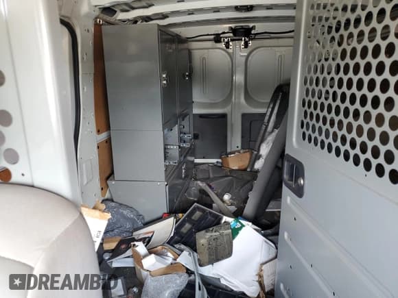 ✅ 2016 Nissan NV SL • VIN: 1N6BF0KY0GN806747 • Lot: 72959584. Wystawiony na Copart z przebiegiem Nie podano. Bezpłatny archiwum sprzedaży aukcyjnych z USA i szczegółowy raport historii pojazdu na DreamBid. Zdjęcie 10.