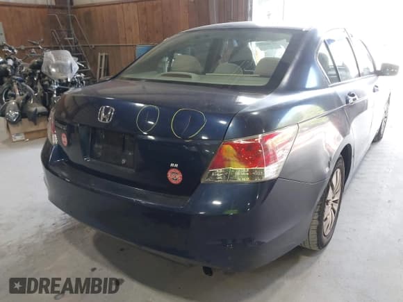 ✅ 2010 Honda Accord LX • VIN: 1HGCP2F30AA027556 • Lot: 43106209. Listed on IAAI with 240,920 mi. Free auction sales archive from the USA and detailed vehicle history report at DreamBid. Image 15.