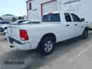 2018 Ram 1500 Tradesman z VIN 1C6RR6FG8JS166266, wystawiony jako IAAI lot #42128397 z przebiegiem 76 106 mil mil oraz . Historia ofert i sprzedaży dostępna na DreamBid. Obrazek 4.