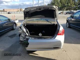 ✅ 2012 Hyundai Sonata SE • VIN: 5NPEC4ACXCH419882 • Lot: 75942604. Listed on Copart with 131,632 mi. Free auction sales archive from the USA and detailed vehicle history report at DreamBid. Image 6.