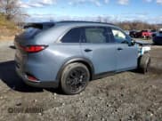 ✅ 2025 Mazda CX-70 Premium Plus • VIN: JM3KJEHD8S1115914 • Lot: 80141404. Wystawiony na Copart z przebiegiem 880 mil. Bezpłatny archiwum sprzedaży aukcyjnych z USA i szczegółowy raport historii pojazdu na DreamBid. Zdjęcie 3.