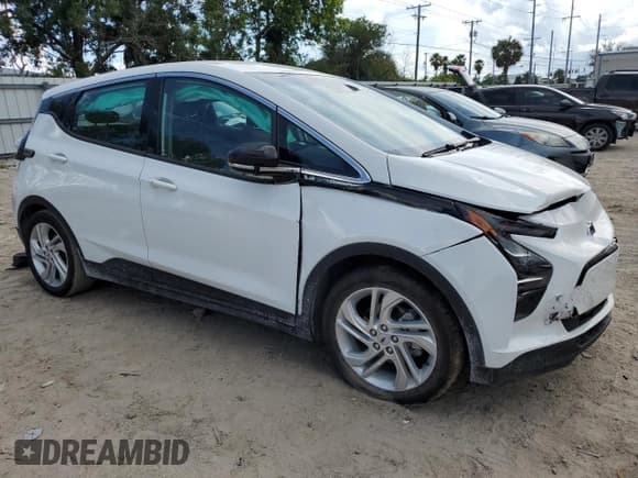 ✅ 2023 Chevrolet Bolt EV 1LT • VIN: 1G1FW6S09P4169681 • Lot: 60341394. Wystawiony na Copart z przebiegiem 7 790 mil. Bezpłatny archiwum sprzedaży aukcyjnych z USA i szczegółowy raport historii pojazdu na DreamBid. Zdjęcie 4.