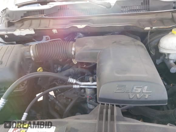 ✅ 2020 Ram 1500 Tradesman • VIN: 1C6RR6FG0LS156396 • Lot: 42524281. Listed on IAAI with 186,242 mi. Free auction sales archive from the USA and detailed vehicle history report at DreamBid. Image 10.