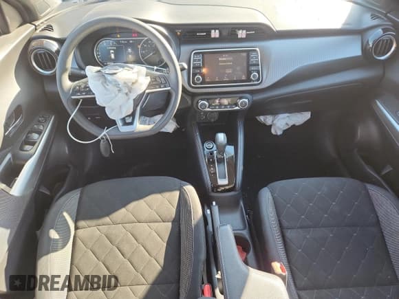 ✅ 2020 Nissan Kicks SV • VIN: 3N1CP5CV4LL481006 • Лот: 89932345. Опубликован ранее на Copart с пробегом 32 214 миль. Бесплатный доступ к архиву аукционных продаж из США и подробный отчёт об истории автомобиля на DreamBid. Изображение 8.