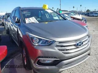 ✅ 2017 Hyundai Santa Fe 2.4L • VIN: 5XYZU3LB4HG409604 • Лот: 43549958. Опубликован ранее на IAAI с пробегом 105 292 миль. Бесплатный доступ к архиву аукционных продаж из США и подробный отчёт об истории автомобиля на DreamBid. Изображение 1.