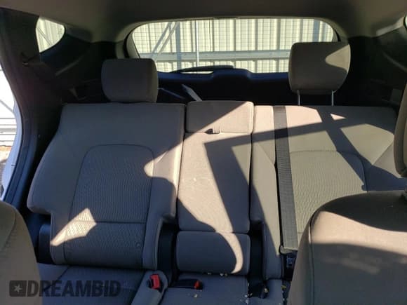 ✅ 2018 Hyundai Santa Fe 2.4L • VIN: 5NMZTDLBXJH092058 • Лот: 75224553. Опубликован ранее на Copart с пробегом 83 877 миль. Бесплатный доступ к архиву аукционных продаж из США и подробный отчёт об истории автомобиля на DreamBid. Изображение 10.