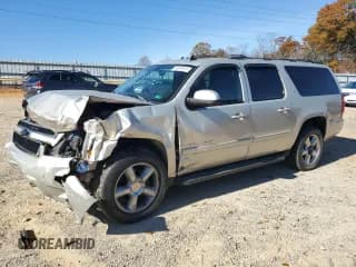 ✅ 2007 Chevrolet Suburban LT • VIN: 3GNFK16327G225934 • Lot: 90294915. Wystawiony na Copart z przebiegiem 208 446 mil. Bezpłatny archiwum sprzedaży aukcyjnych z USA i szczegółowy raport historii pojazdu na DreamBid. Zdjęcie 1.