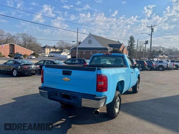 ✅ 2008 Chevrolet Silverado 2500HD Work Truck • VIN: 1GCHK24628E191572 • Лот: 95887625. Опубликован ранее на Copart с пробегом Не указан. Бесплатный доступ к архиву аукционных продаж из США и подробный отчёт об истории автомобиля на DreamBid. Изображение 4.