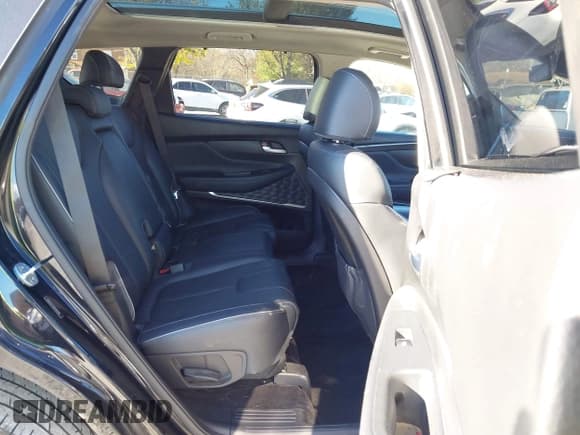 ✅ 2022 Hyundai Santa Fe SEL • VIN: 5NMS34AJ0NH400484 • Lot: 43658792. Listed on IAAI with 120,931 mi. Free auction sales archive from the USA and detailed vehicle history report at DreamBid. Image 8.