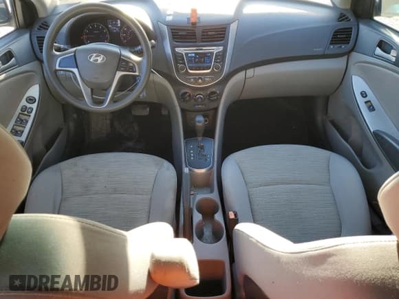 ✅ 2017 Hyundai Accent SE • VIN: KMHCT5AE1HU310931 • Лот: 75959144. Опубликован ранее на Copart с пробегом 110 071 миль. Бесплатный доступ к архиву аукционных продаж из США и подробный отчёт об истории автомобиля на DreamBid. Изображение 8.