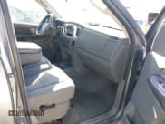 ✅ 2007 Dodge 2500 SLT • VIN: 3D7KS29C07G750571 • Lot: 43476668. Wystawiony na IAAI z przebiegiem 234 858 mil. Bezpłatny archiwum sprzedaży aukcyjnych z USA i szczegółowy raport historii pojazdu na DreamBid. Zdjęcie 5.