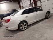 ✅ 2015 Chevrolet Malibu LTZ • VIN: 1G11G5SX1FF128902 • Lot: 43594997. Listed on IAAI with 105,886 mi. Free auction sales archive from the USA and detailed vehicle history report at DreamBid. Image 4.