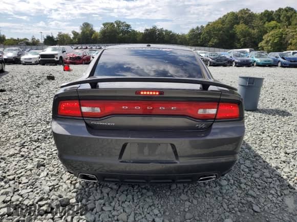 ✅ 2014 Dodge Charger RT • VIN: 2C3CDXCT1EH370154 • Lot: 80934955. Listed on Copart with 124,401 mi. Free auction sales archive from the USA and detailed vehicle history report at DreamBid. Image 6.