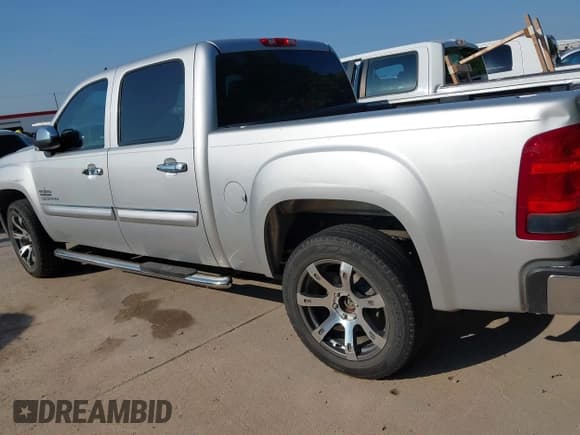 ✅ 2012 GMC Sierra 1500 SLE • VIN: 3GTP1VE07CG275284 • Лот: 42844101. Опубликован ранее на IAAI с пробегом 128 885 миль. Бесплатный доступ к архиву аукционных продаж из США и подробный отчёт об истории автомобиля на DreamBid. Изображение 14.