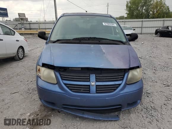 2007 Dodge Caravan SXT с VIN 1D4GP45R27B208147, выставлен на аукционе Copart как лот 67889384 с пробегом 264 448 миль миль и Списание • Salvage title. История ставок и продаж доступна на DreamBid. Изображение 5.
