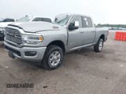 ✅ 2024 Ram 2500 Laramie • VIN: 3C6UR5FL6RG417256 • Lot: 43276380. Listed on IAAI with 13 mi. Free auction sales archive from the USA and detailed vehicle history report at DreamBid. Image 20.