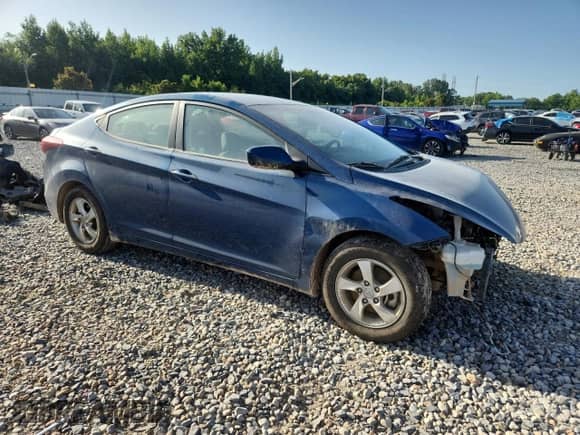 2014 Hyundai Elantra SE with VIN KMHDH4AE4EU212360, listed as a Copart auction lot 63861695 with 75,956 mi miles and Salvage title. Bid and sale history available at DreamBid. Image 4.