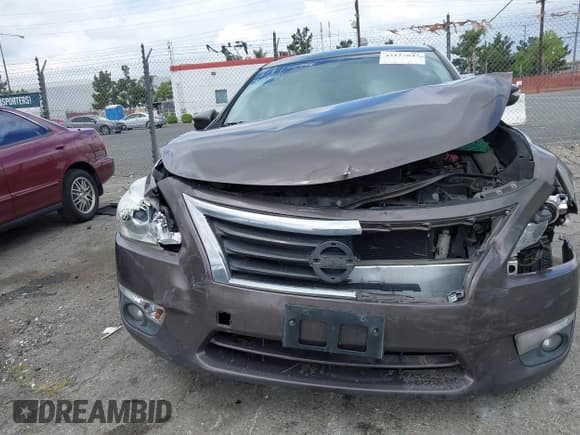✅ 2014 Nissan Altima SL • VIN: 1N4AL3APXEC317871 • Lot: 42127847. Listed on IAAI with 171,370 mi. Free auction sales archive from the USA and detailed vehicle history report at DreamBid. Image 6.