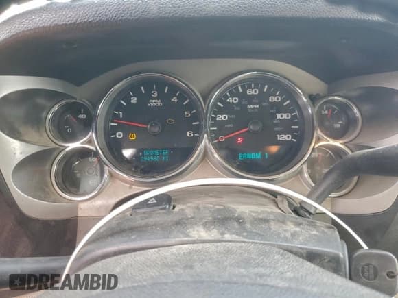 ✅ 2007 Chevrolet Silverado 2500HD Work Truck • VIN: 1GCHK29K67E542939 • Лот: 96156915. Опубликован ранее на Copart с пробегом 294 980 миль. Бесплатный доступ к архиву аукционных продаж из США и подробный отчёт об истории автомобиля на DreamBid. Изображение 9.