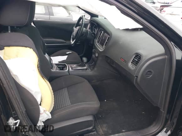 2020 Dodge Charger Scat Pack z VIN 2C3CDXGJ3LH178143, wystawiony jako IAAI lot #43295019 z przebiegiem 42 278 mil mil oraz . Historia ofert i sprzedaży dostępna na DreamBid. Obrazek 5.