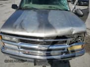 ✅ 1999 Chevrolet Suburban • VIN: 1GNFK16R5XJ507889 • Лот: 91557055. Опубликован ранее на Copart с пробегом 238 345 миль. Бесплатный доступ к архиву аукционных продаж из США и подробный отчёт об истории автомобиля на DreamBid. Изображение 12.