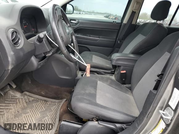 ✅ 2013 Jeep Compass Latitude • VIN: 1C4NJCEB2DD223122 • Lot: 51620955. Listed on Copart with Not provided. Free auction sales archive from the USA and detailed vehicle history report at DreamBid. Image 7.