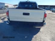 ✅ 2022 Toyota Tacoma TRD Off Road • VIN: 3TMCZ5AN6NM507516 • Lot: 43627127. Listed on IAAI with 52,077 mi. Free auction sales archive from the USA and detailed vehicle history report at DreamBid. Image 6.