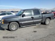 ✅ 2005 Chevrolet Silverado 1500 LS • VIN: 2GCEC13T151144600 • Лот: 78018304. Опубликован ранее на Copart с пробегом 224 388 миль. Бесплатный доступ к архиву аукционных продаж из США и подробный отчёт об истории автомобиля на DreamBid. Изображение 1.