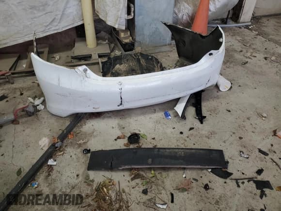 ✅ 2012 Toyota Camry L • VIN: 4T1BF1FK5CU145453 • Lot: 90329365. Listed on Copart with 257,445 mi. Free auction sales archive from the USA and detailed vehicle history report at DreamBid. Image 12.