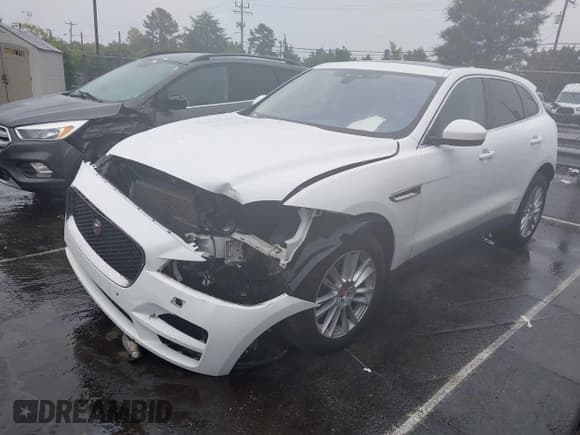 ✅ 2019 Jaguar F-Pace 25t Prestige • VIN: SADCK2GX3KA394178 • Lot: 43331006. Wystawiony na IAAI z przebiegiem 86 183 mil. Bezpłatny archiwum sprzedaży aukcyjnych z USA i szczegółowy raport historii pojazdu na DreamBid. Zdjęcie 2.