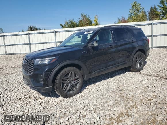✅ 2025 Ford Explorer ST-Line • VIN: 1FMUK8KHXSGB37949 • Lot: 84734655. Wystawiony na Copart z przebiegiem 15 937 mil. Bezpłatny archiwum sprzedaży aukcyjnych z USA i szczegółowy raport historii pojazdu na DreamBid. Zdjęcie 1.