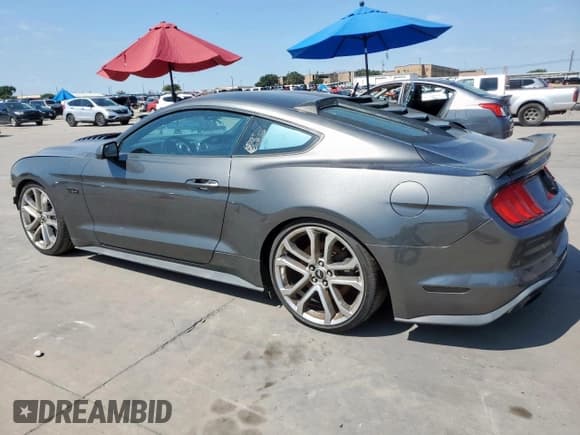 ✅ 2018 Ford Mustang GT • VIN: 1FA6P8CF6J5154405 • Лот: 68977555. Опубликован ранее на Copart с пробегом 48 467 миль. Бесплатный доступ к архиву аукционных продаж из США и подробный отчёт об истории автомобиля на DreamBid. Изображение 2.