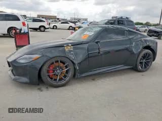 ✅ 2024 Nissan Z Performance • VIN: JN1BZ4BH7RM364076 • Lot: 55272545. Wystawiony na Copart z przebiegiem 21 105 mil. Bezpłatny archiwum sprzedaży aukcyjnych z USA i szczegółowy raport historii pojazdu na DreamBid. Zdjęcie 1.