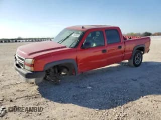 ✅ 2006 Chevrolet Silverado 2500HD LT1 • VIN: 1GCHC23D66F271008 • Лот: 86060564. Опубликован ранее на Copart с пробегом Не указан. Бесплатный доступ к архиву аукционных продаж из США и подробный отчёт об истории автомобиля на DreamBid. Изображение 1.