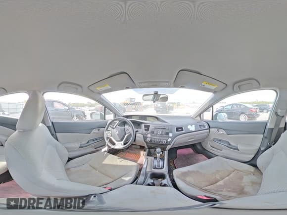 ✅ 2011 Honda CR-V SE • VIN: 5J6RE3H4XBL043600 • Lot: 70195605. Listed on Copart with 273,961 mi. Free auction sales archive from the USA and detailed vehicle history report at DreamBid. Image 15.