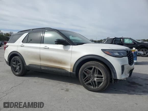✅ 2025 Ford Explorer ST • VIN: 1FMWK8GC9SGA02306 • Лот: 87458425. Опубликован ранее на Copart с пробегом 21 454 миль. Бесплатный доступ к архиву аукционных продаж из США и подробный отчёт об истории автомобиля на DreamBid. Изображение 4.