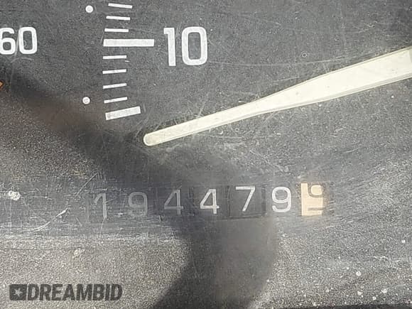 ✅ 1994 Chevrolet Silverado 1500 • VIN: 1GCEK14K3RE184495 • Lot: 43610704. Wystawiony na IAAI z przebiegiem 194 479 mil. Bezpłatny archiwum sprzedaży aukcyjnych z USA i szczegółowy raport historii pojazdu na DreamBid. Zdjęcie 12.