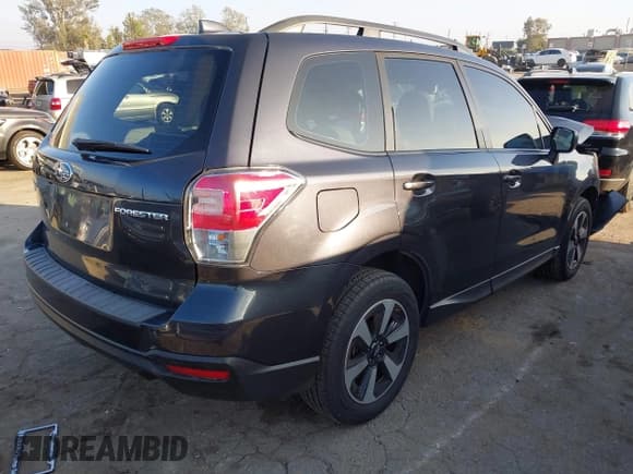 ✅ 2018 Subaru Forester • VIN: JF2SJABC0JH601027 • Lot: 43603202. Wystawiony na IAAI z przebiegiem 42 490 mil. Bezpłatny archiwum sprzedaży aukcyjnych z USA i szczegółowy raport historii pojazdu na DreamBid. Zdjęcie 4.