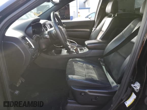 ✅ 2019 Dodge Durango GT Plus • VIN: 1C4RDJDG5KC685400 • Lot: 81029485. Wystawiony na Copart z przebiegiem 104 890 mil. Bezpłatny archiwum sprzedaży aukcyjnych z USA i szczegółowy raport historii pojazdu na DreamBid. Zdjęcie 7.