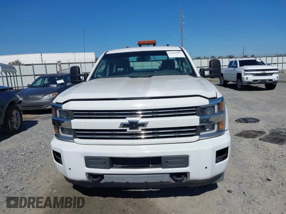 ✅ 2015 Chevrolet Silverado 2500HD Work Truck • VIN: 1GC2CUEG7FZ519192 • Лот: 43494305. Опубликован ранее на IAAI с пробегом 215 257 миль. Бесплатный доступ к архиву аукционных продаж из США и подробный отчёт об истории автомобиля на DreamBid. Изображение 12.