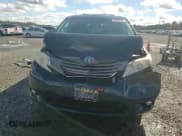 ✅ 2011 Toyota Sienna XLE • VIN: 5TDYK3DC3BS005700 • Лот: 90696695. Опубликован ранее на Copart с пробегом 95 023 миль. Бесплатный доступ к архиву аукционных продаж из США и подробный отчёт об истории автомобиля на DreamBid. Изображение 14.