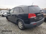 ✅ 2011 Kia Sorento LX • VIN: 5XYKTCA18BG059237 • Lot: 91382625. Wystawiony na Copart z przebiegiem 120 346 mil. Bezpłatny archiwum sprzedaży aukcyjnych z USA i szczegółowy raport historii pojazdu na DreamBid. Zdjęcie 2.