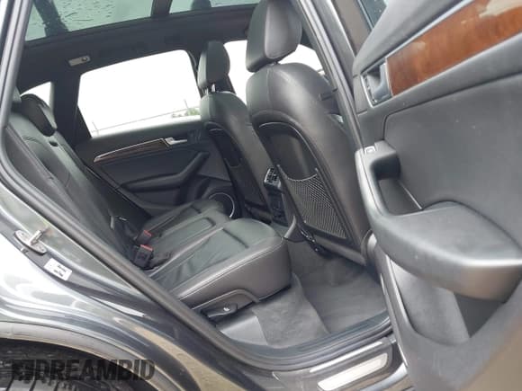 ✅ 2016 Audi Q5 Premium Plus • VIN: WA1L2AFP5GA141386 • Лот: 42076325. Опубликован ранее на IAAI с пробегом 85 808 миль. Бесплатный доступ к архиву аукционных продаж из США и подробный отчёт об истории автомобиля на DreamBid. Изображение 8.